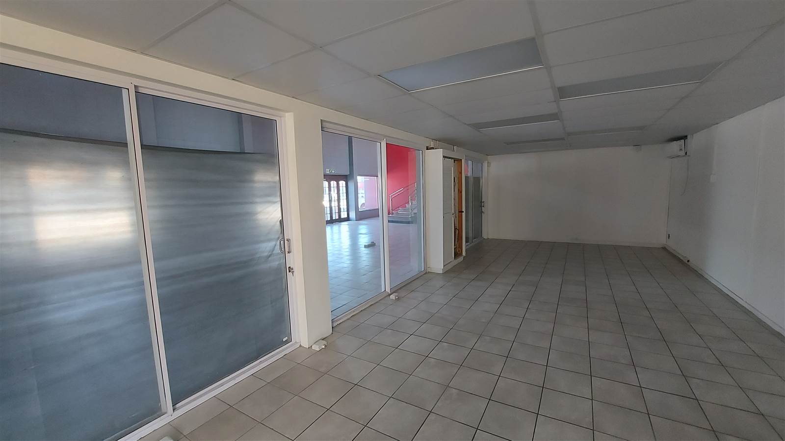 520  m² Commercial space in Sidwell photo number 20
