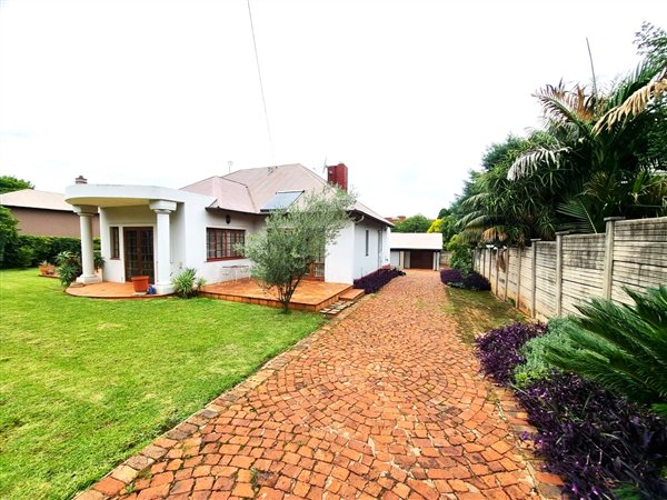 3 Bed House in Eastwood