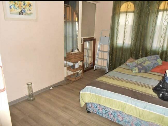 3 Bed Duplex in Gezina photo number 9