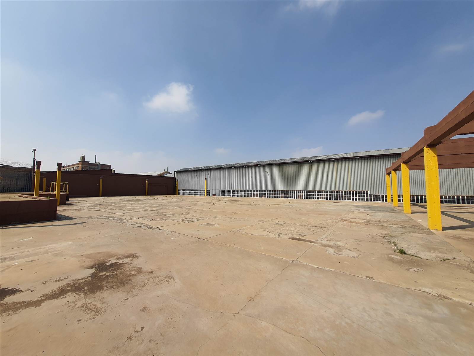 9600  m² Industrial space in Benrose photo number 30