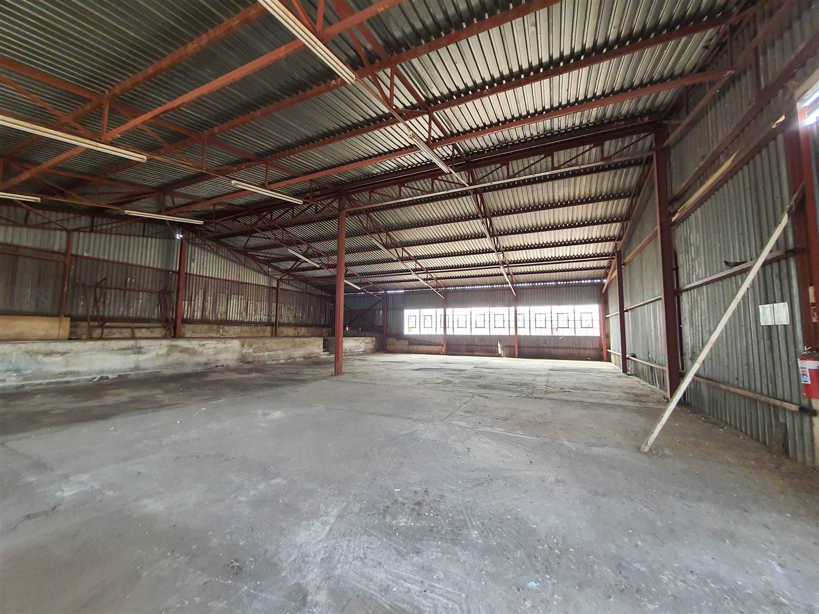 9600  m² Industrial space in Benrose photo number 7