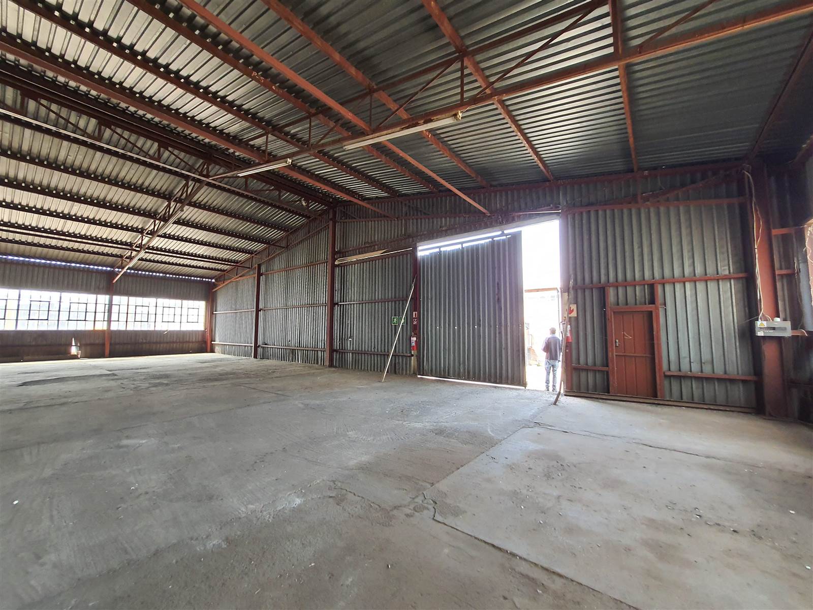 9600  m² Industrial space in Benrose photo number 6