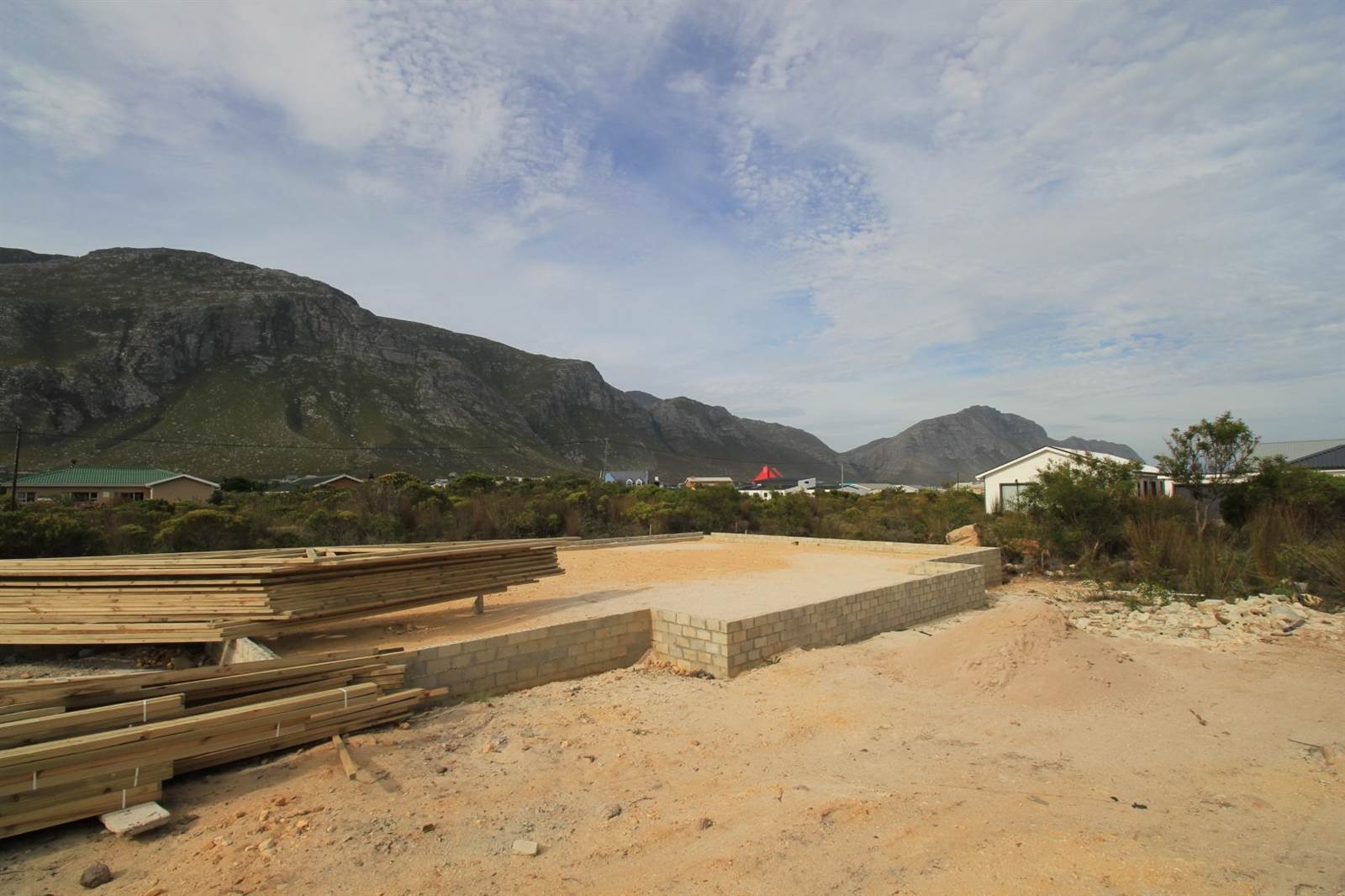 800 m² Land available in Bettys Bay photo number 9