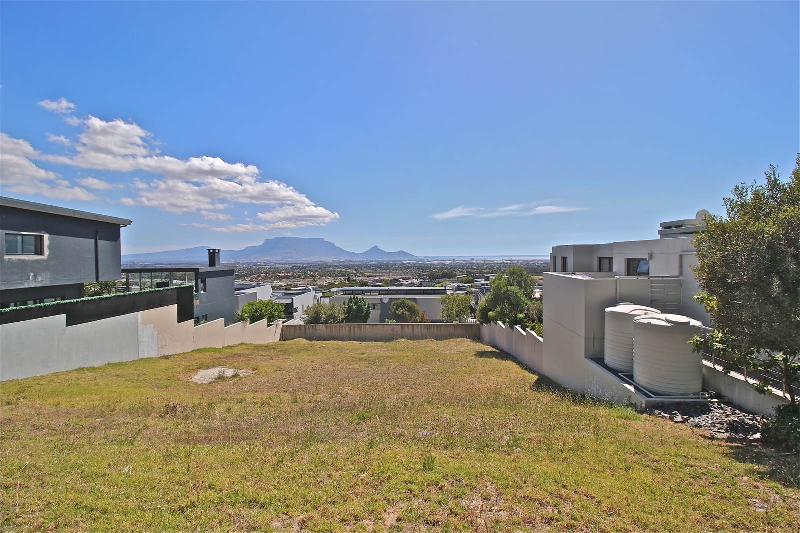 823 m² Land available in Plattekloof photo number 11