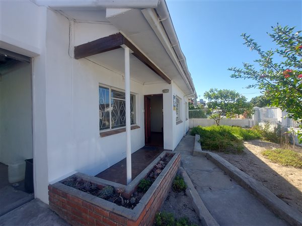3 Bed House in Bellville South