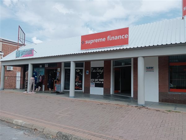895 m² Commercial space 895 m² Commercial space