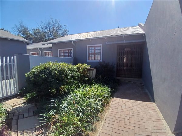 3 Bed Townhouse in Noycedale