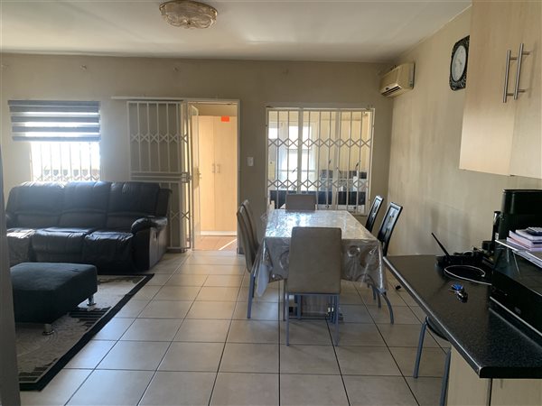 2 Bed Townhouse in Ormonde