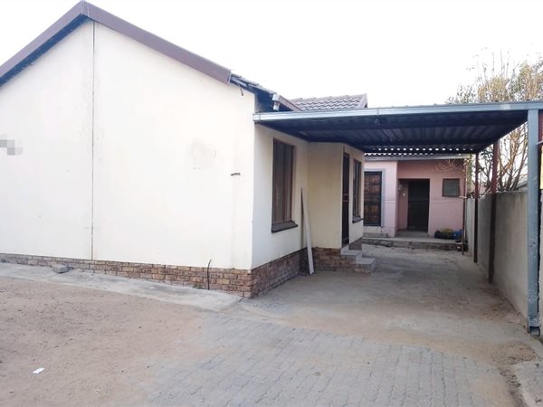 3 Bedroom House 3 Bedroom House