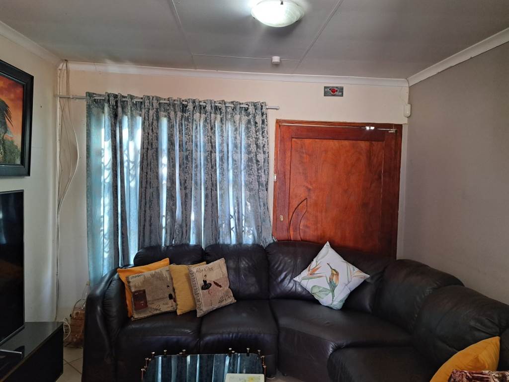 2 Bed House in Jukskei View photo number 6