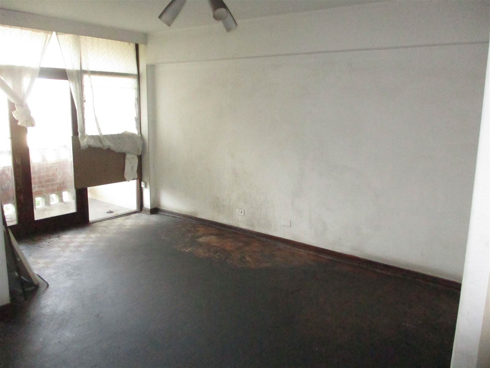 2 Bed Flat in Durban CBD photo number 7