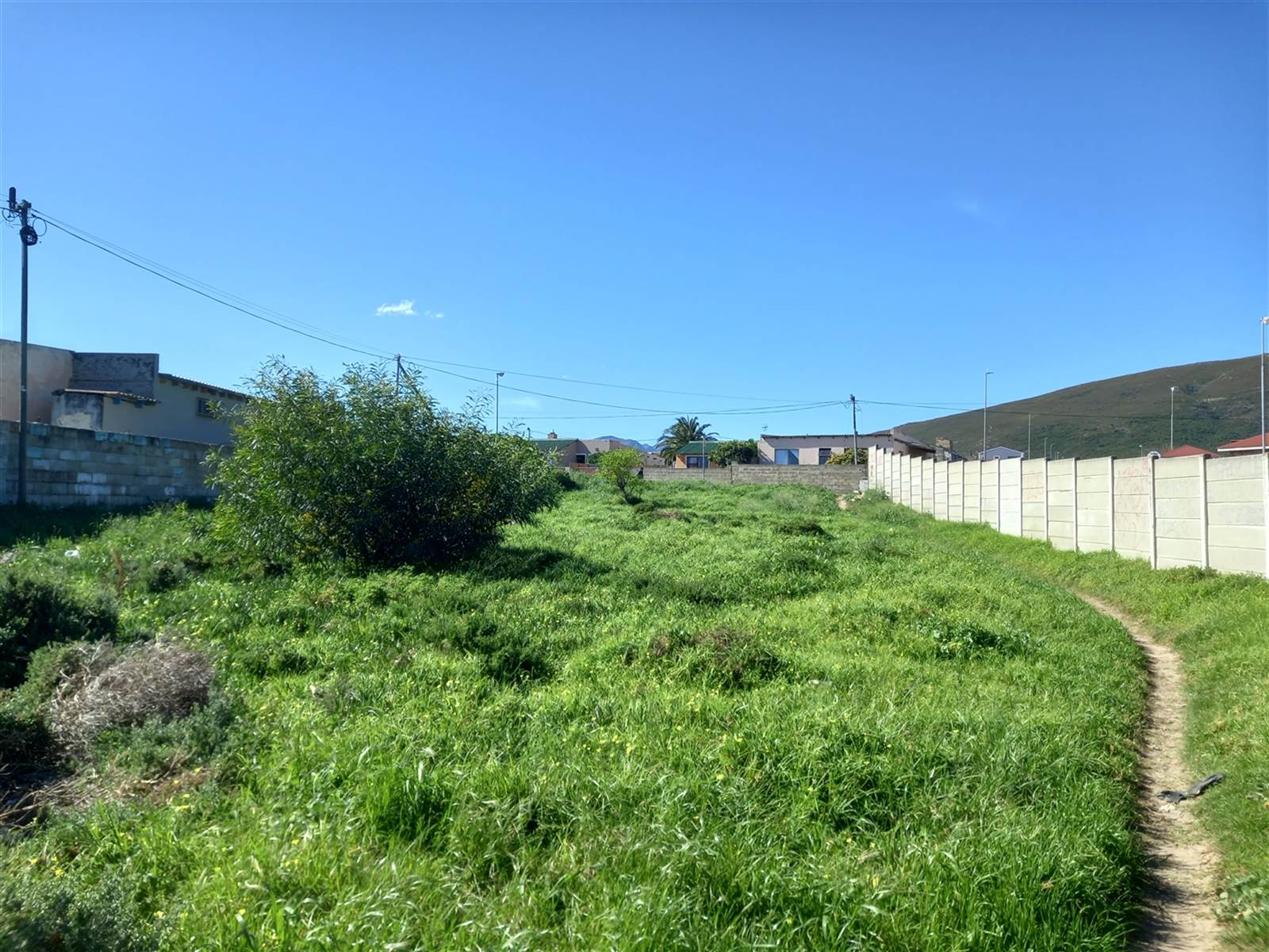 2400 m² Land available in Hawston photo number 8