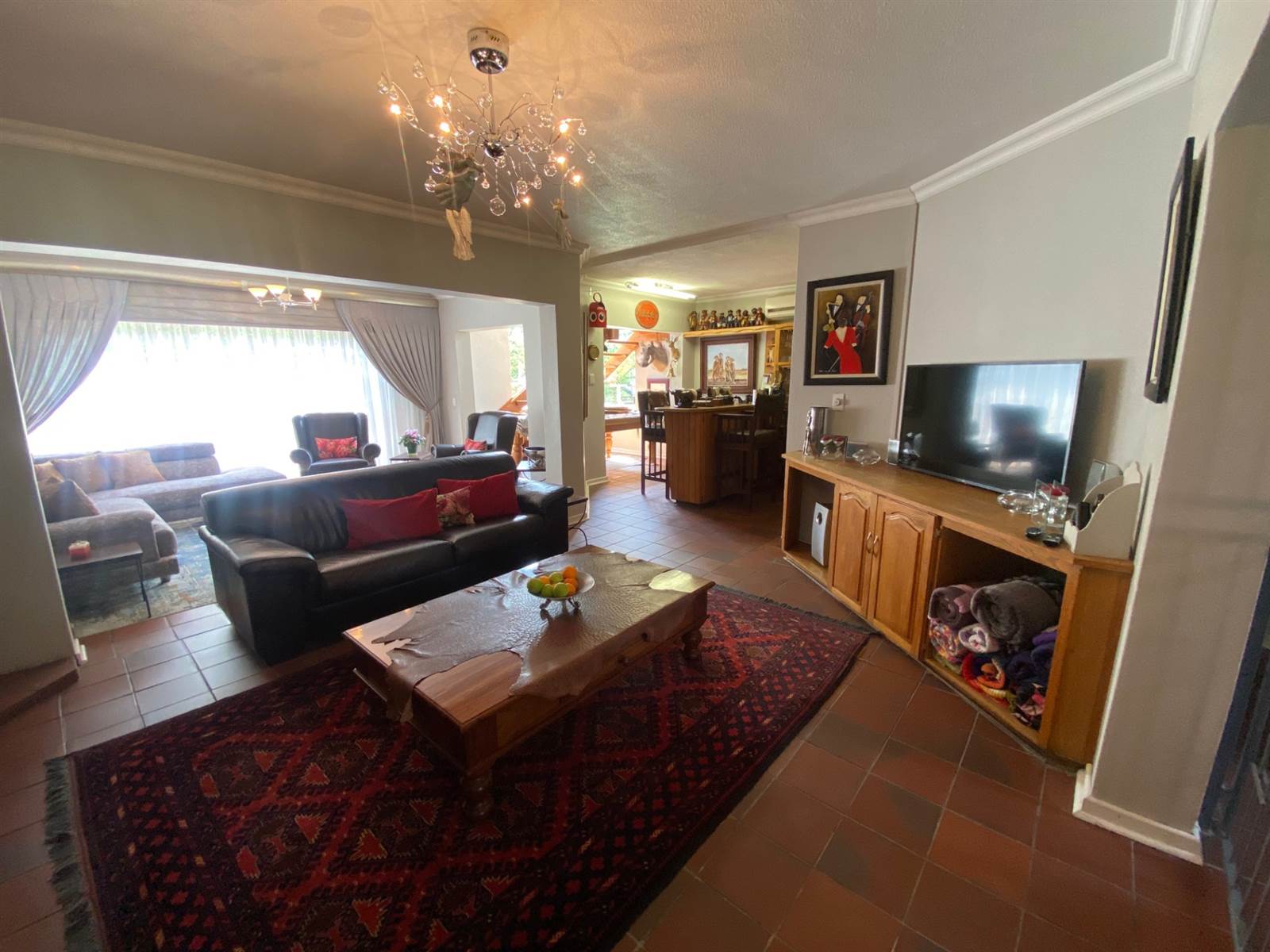 6 Bed House in Panorama photo number 8