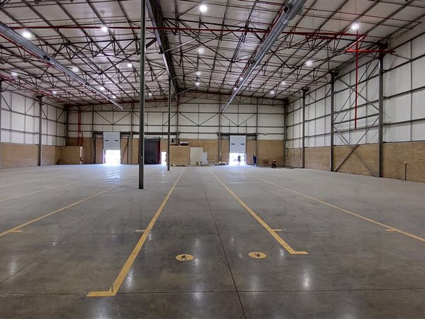 2 126  m² Industrial space