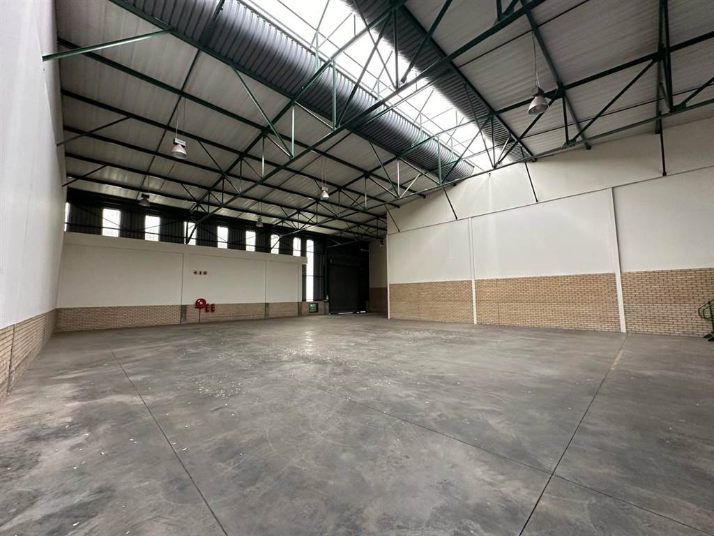 1715  m² Commercial space in Randjespark photo number 4