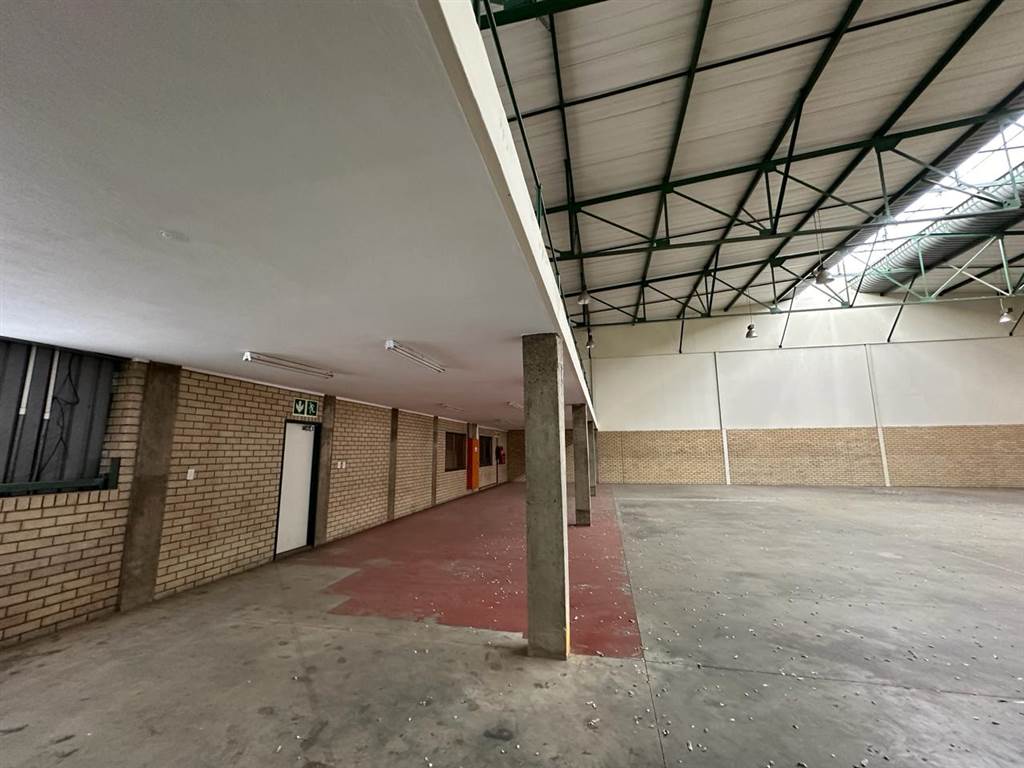 1715  m² Commercial space in Randjespark photo number 16