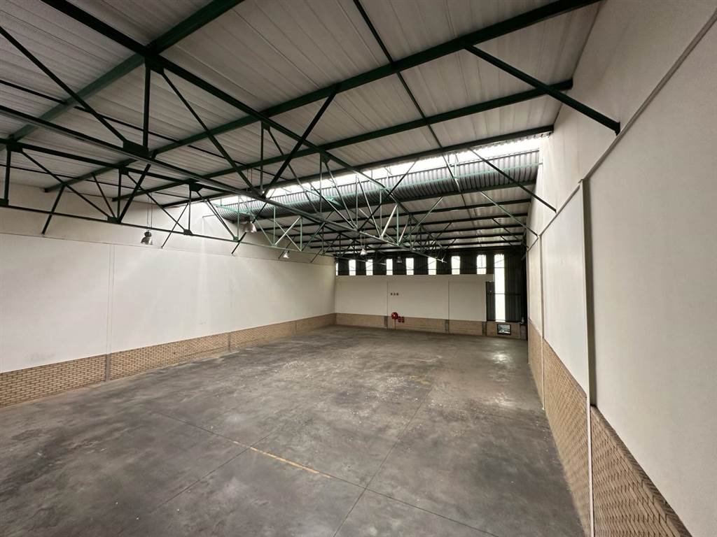 1715  m² Commercial space in Randjespark photo number 15