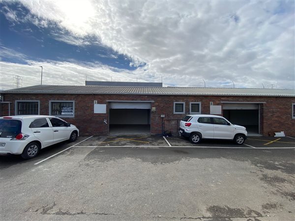 170 m² Industrial space 170 m² Industrial space