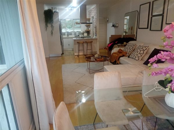 2 Bedroom Townhouse 2 Bedroom Townhouse