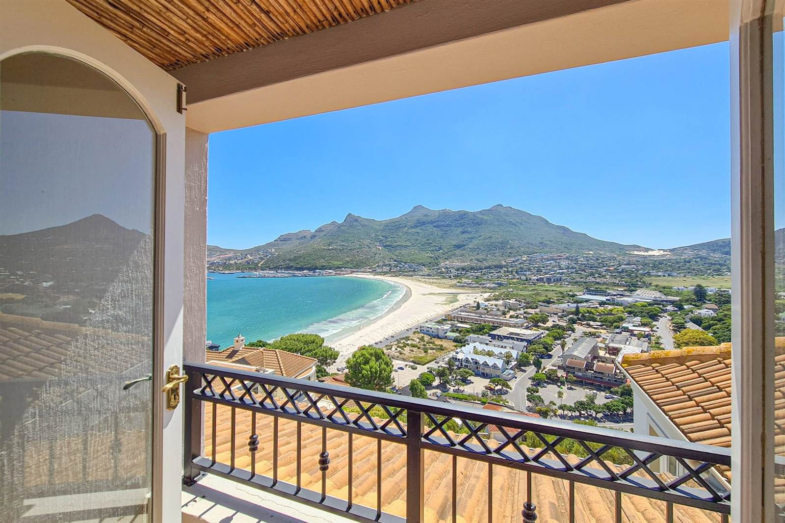 4 Bed House in Hout Bay and surrounds photo number 13