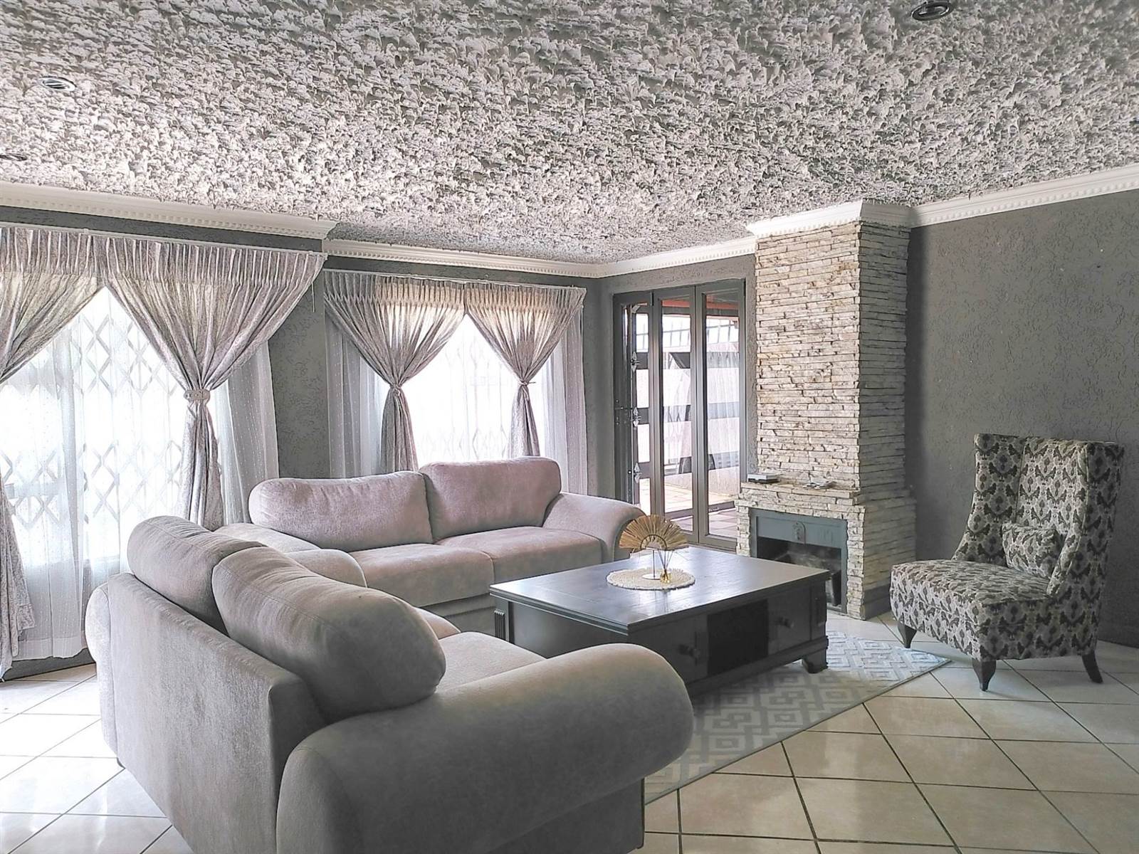3 Bed House in Mamelodi photo number 7