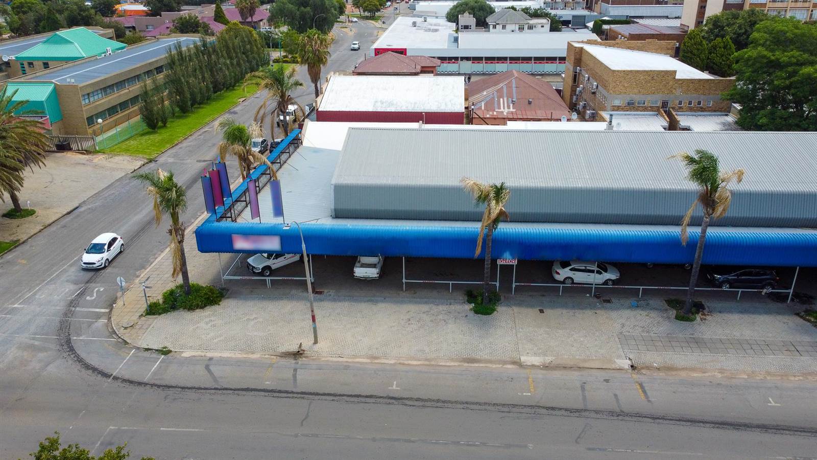 1443  m² Commercial space in Klerksdorp photo number 1