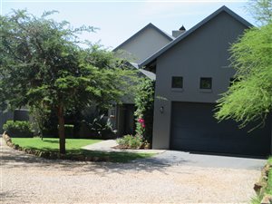 4 Bed House in Leeuwfontein Estate