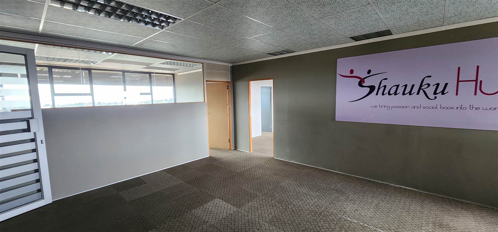 206  m² Commercial space in Horizon View photo number 2