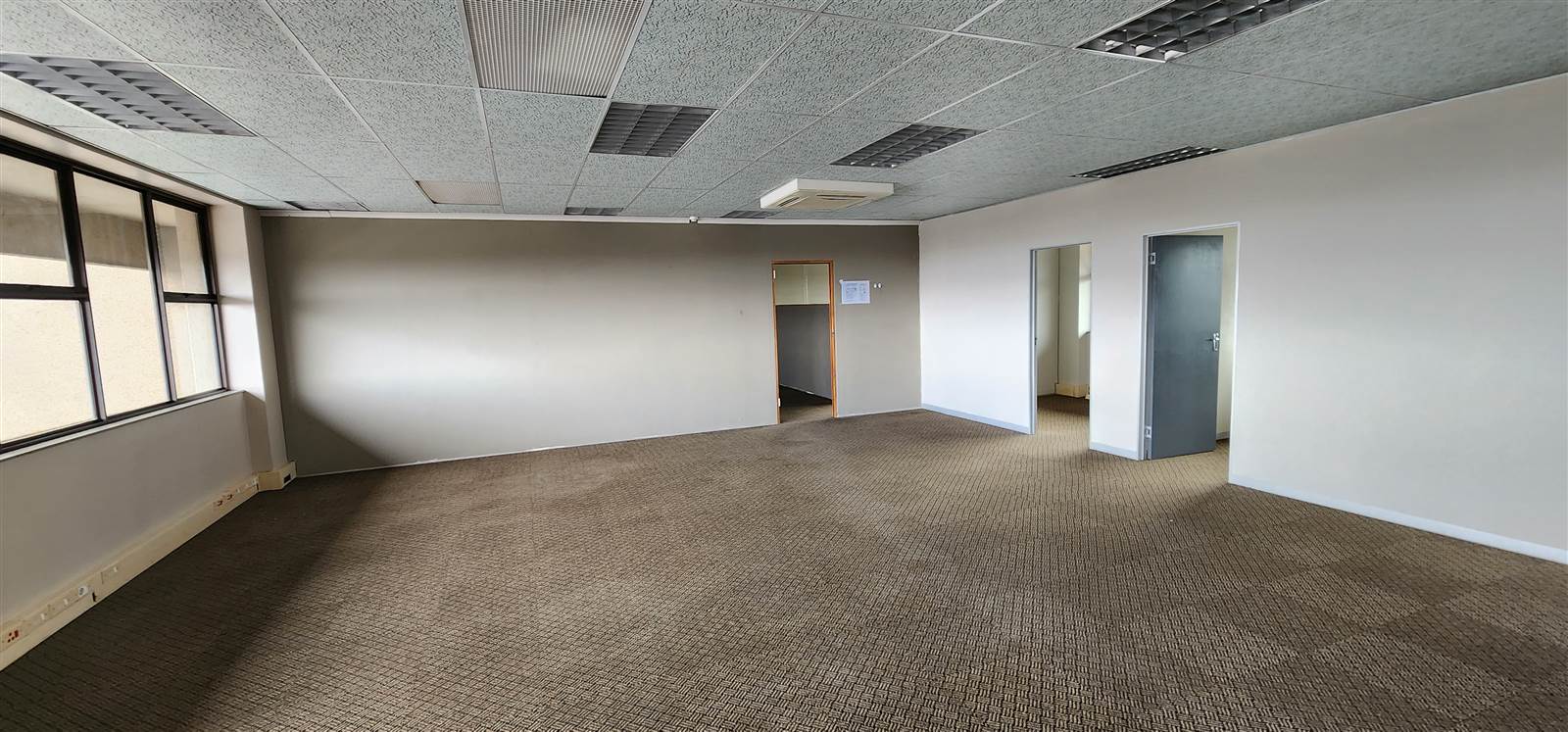 206  m² Commercial space in Horizon View photo number 11