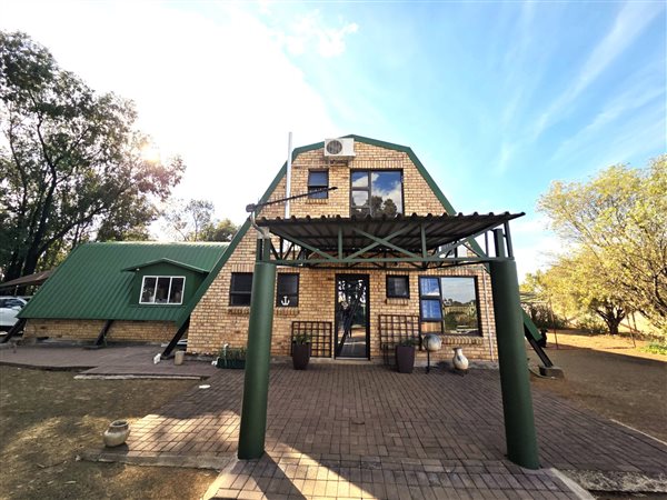 3 Bedroom House 3 Bedroom House