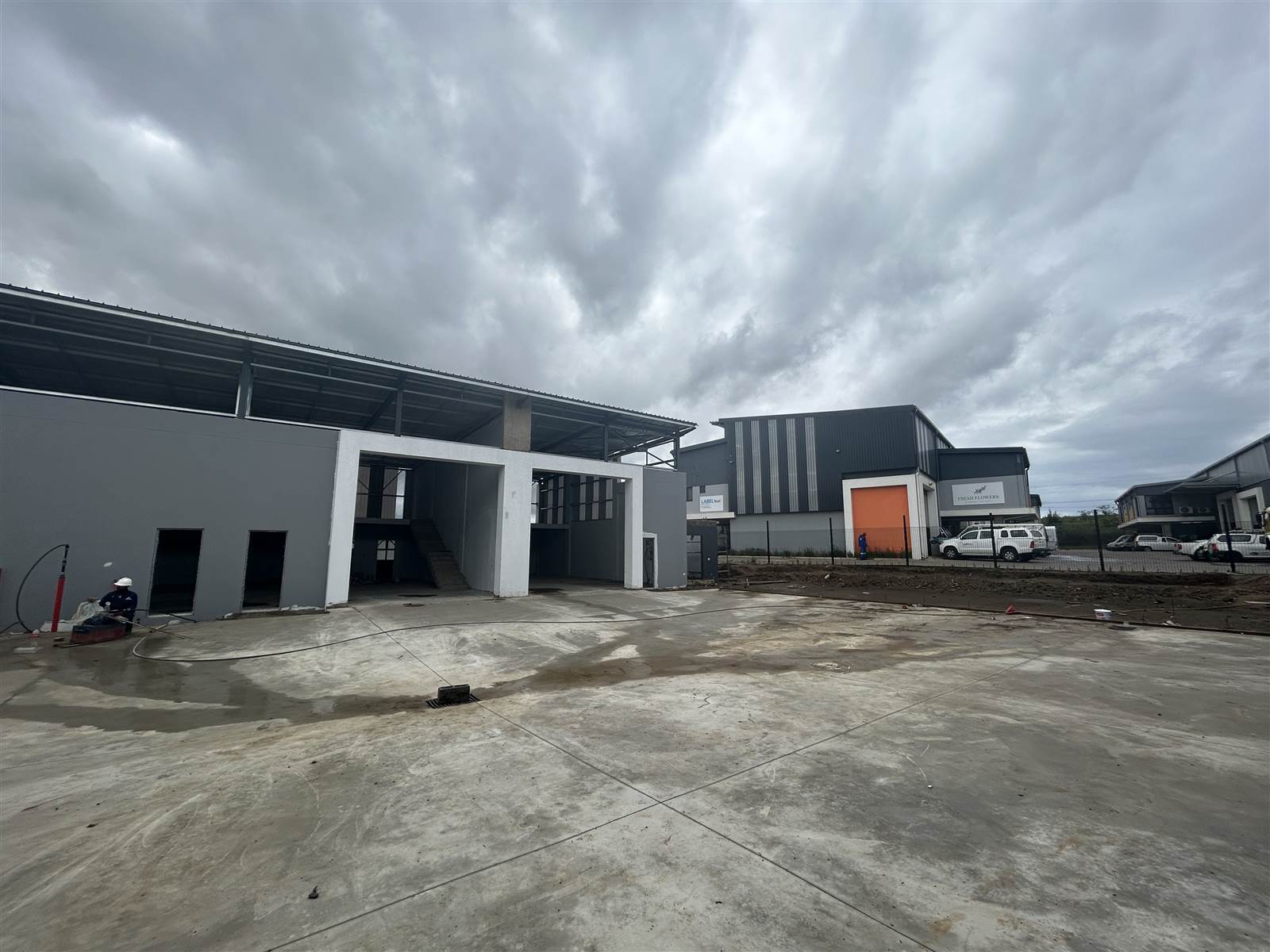 925  m² Industrial space in Shakas Head photo number 8