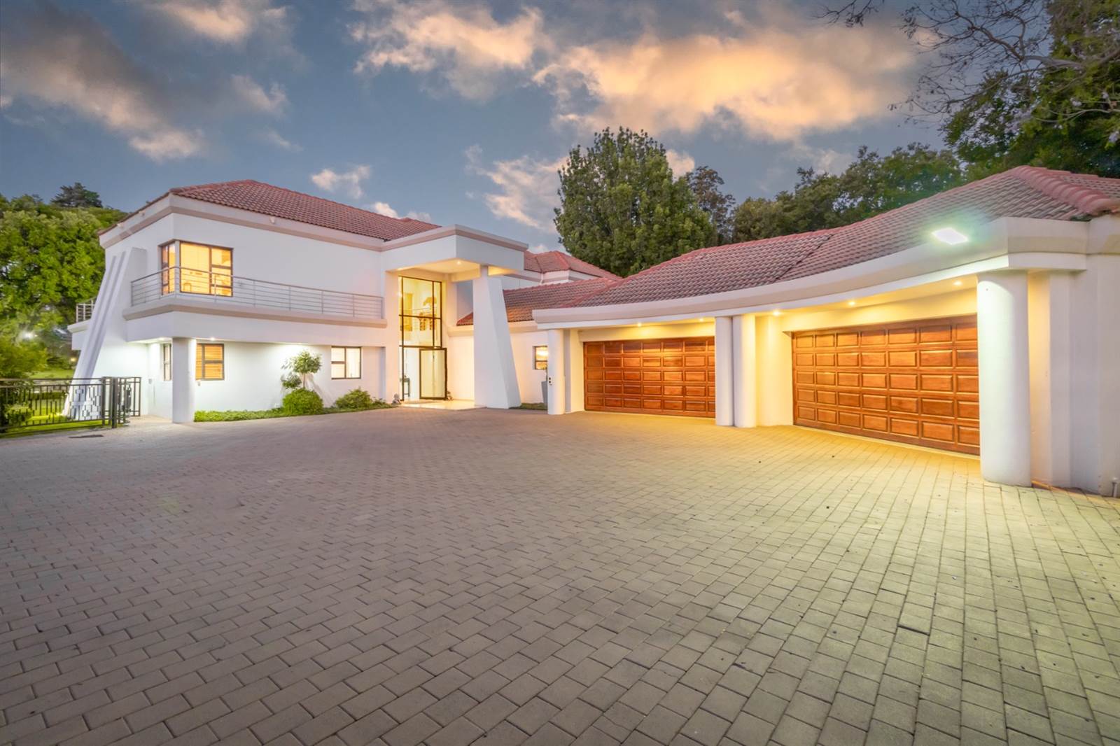 5 Bed House in Bryanston photo number 6