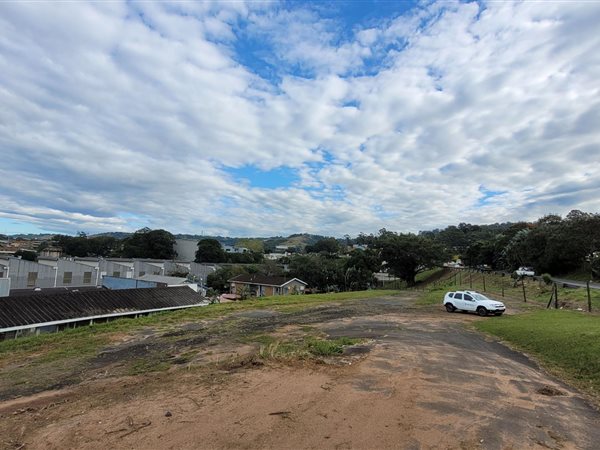 8440 m² Land available in Pinetown Central