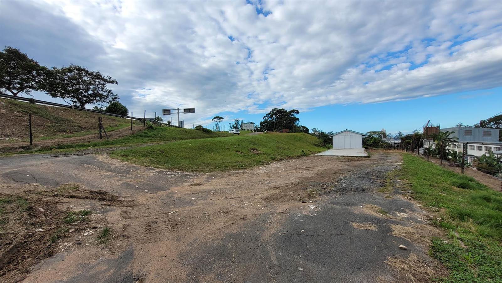 8440 m² Land available in Pinetown Central photo number 6
