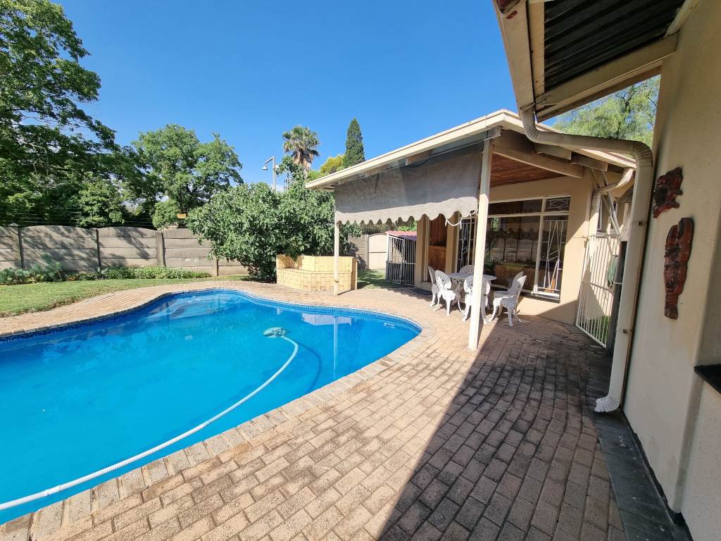 4 Bed House in Sasolburg photo number 24