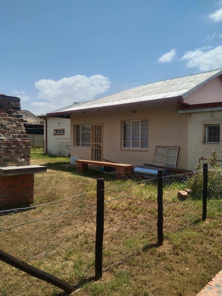 3 Bed House in Theunissen photo number 23