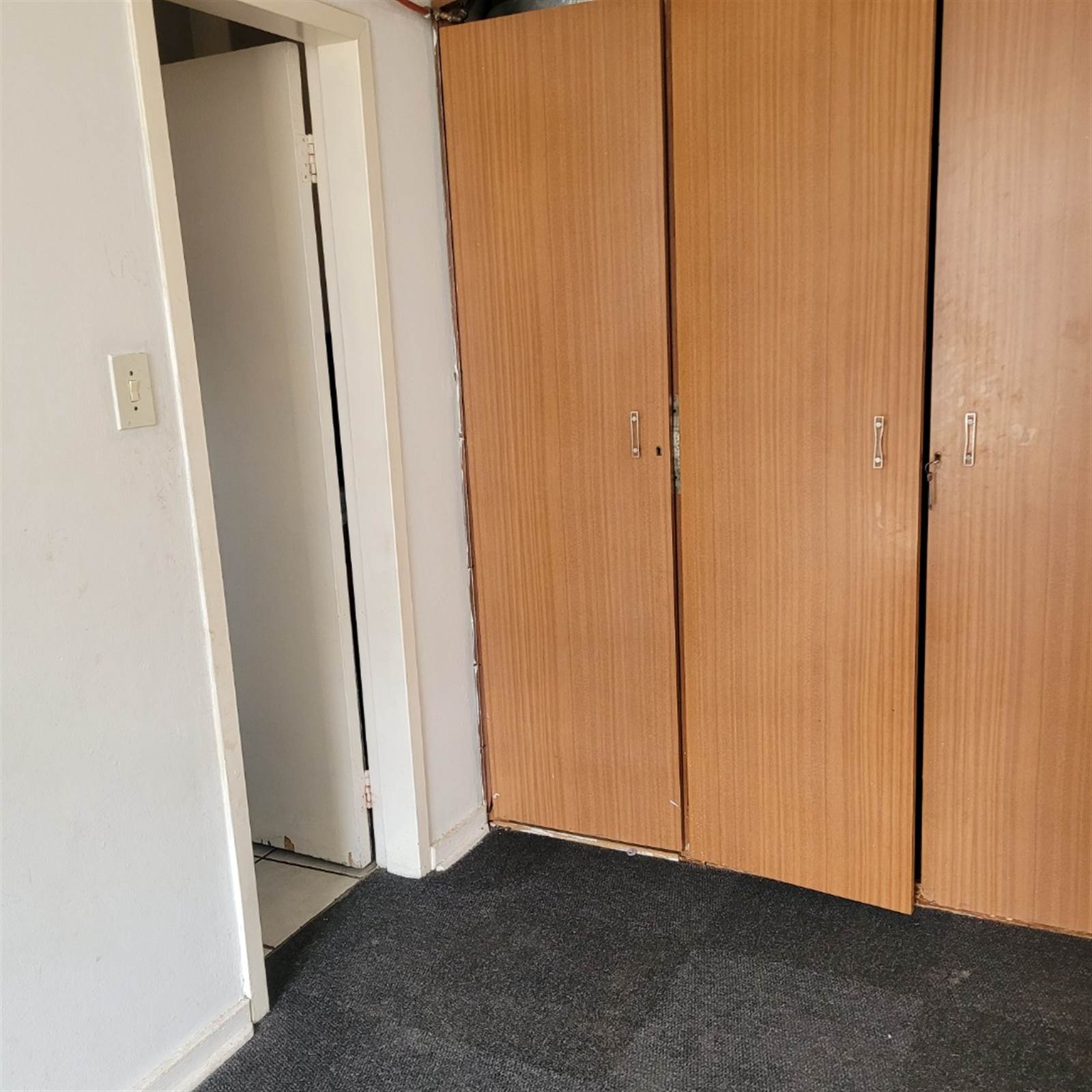 1.5 Bed Apartment in Kempton Park Central photo number 11