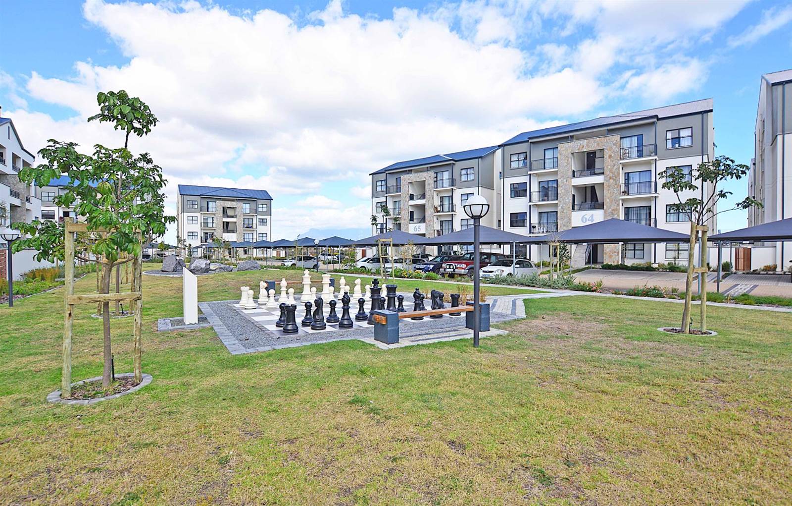 2 Bed Apartment in Sandown photo number 30