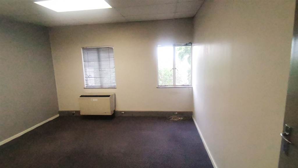 3332  m² Commercial space in Edenvale photo number 10