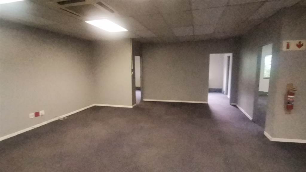 3332  m² Commercial space in Edenvale photo number 23