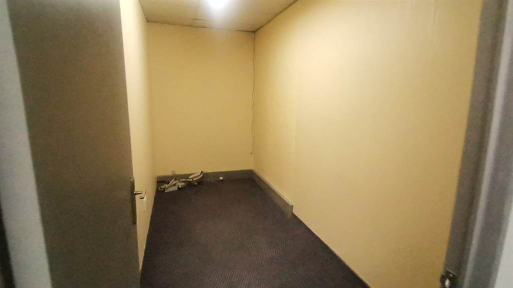 3332  m² Commercial space in Edenvale photo number 14