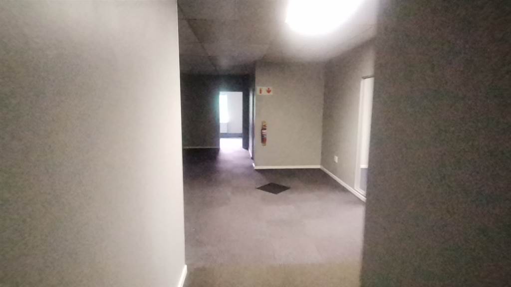 3332  m² Commercial space in Edenvale photo number 12