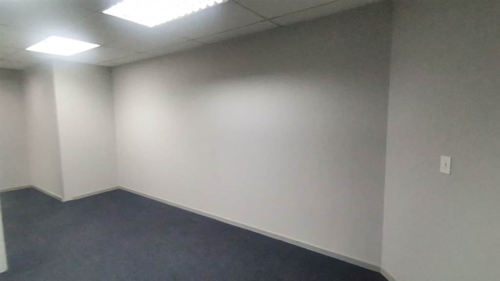 3332  m² Commercial space in Edenvale photo number 25