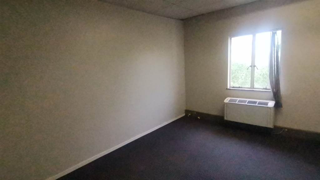 3332  m² Commercial space in Edenvale photo number 8