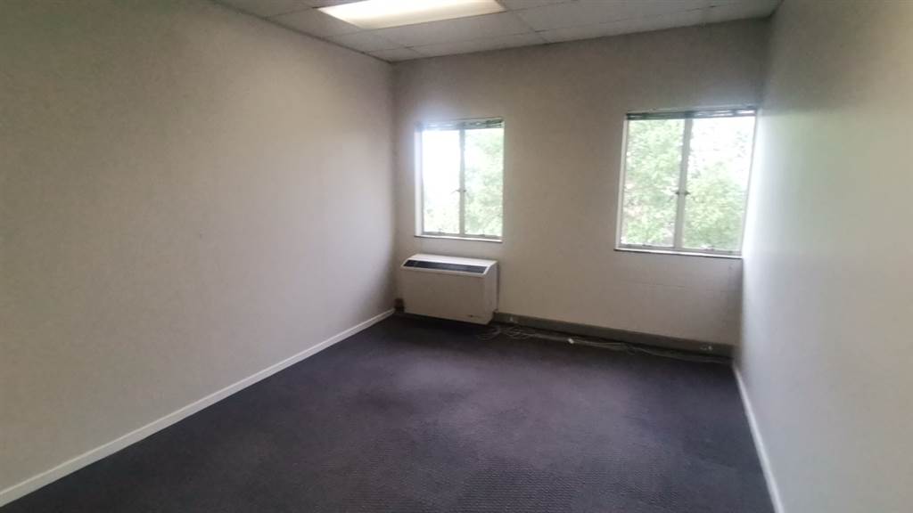 3332  m² Commercial space in Edenvale photo number 15
