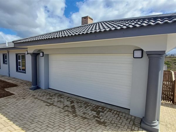3 Bedroom House 3 Bedroom House