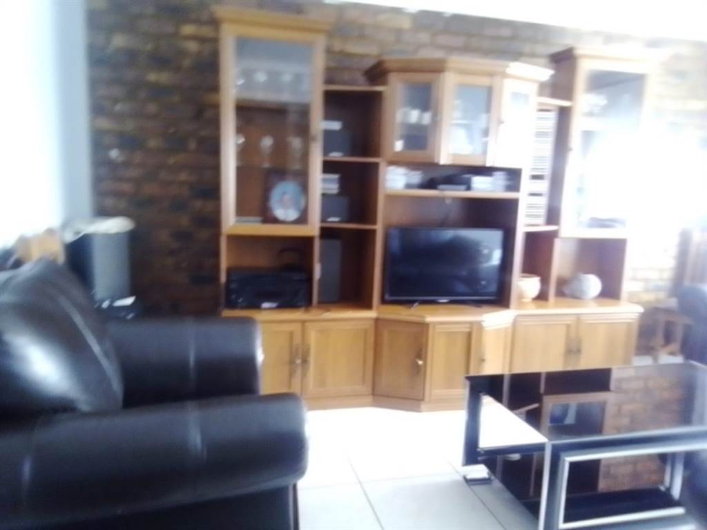3 Bed House in Boksburg Central photo number 6