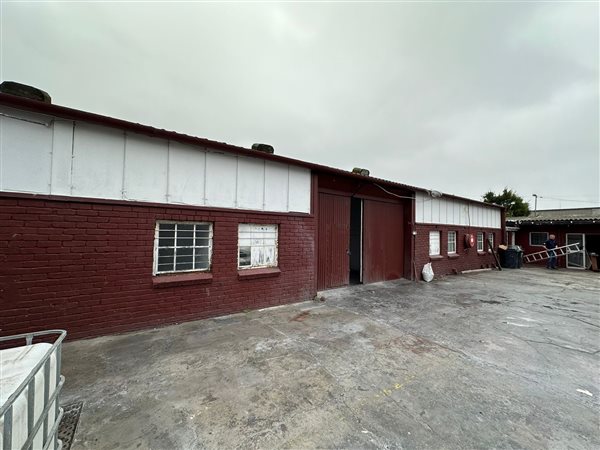 462  m² Industrial space in Wetton
