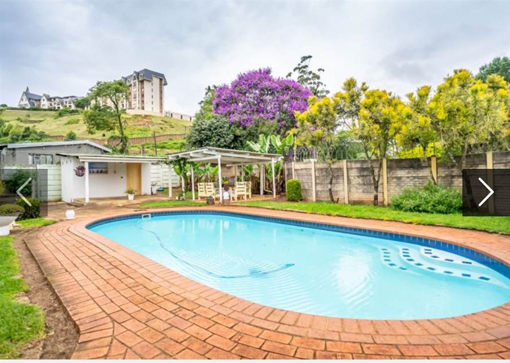 3 Bed House in Kloof photo number 14