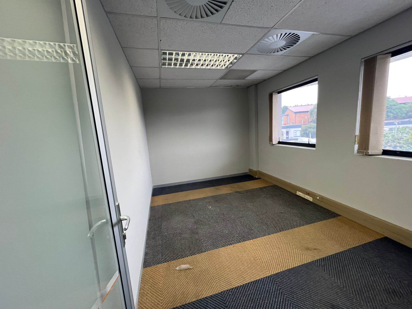 153  m² Commercial space in Woodmead photo number 24